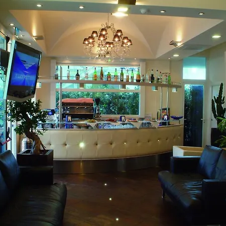Miami Hotel