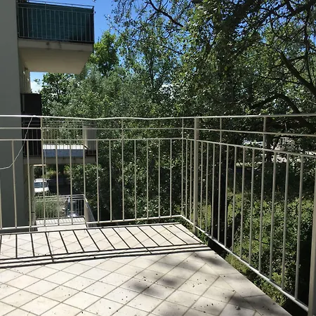 Miami 3*